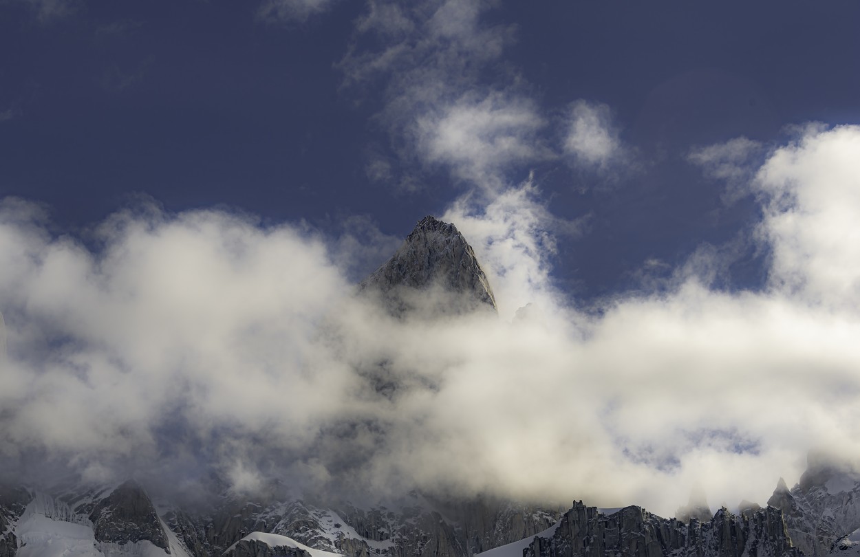 "Las altas cumbres de los Andes..." de Carlos Cavalieri