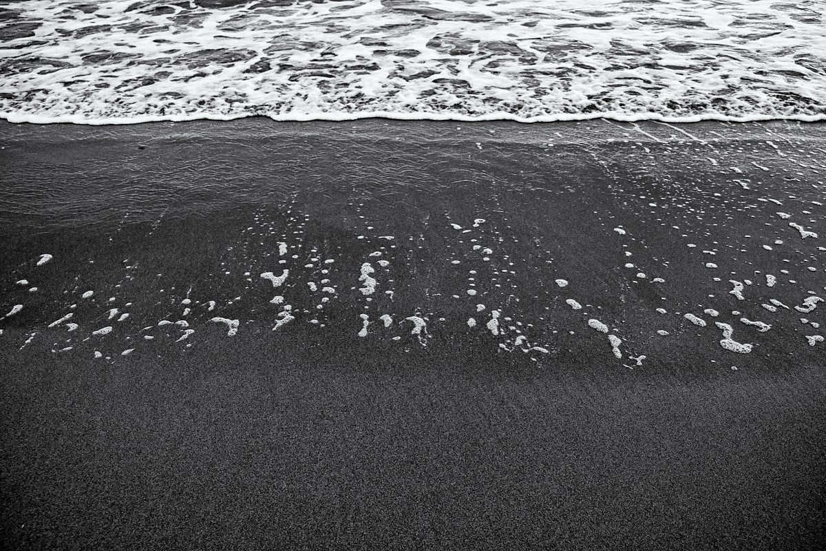 "Pequeos detalles que nos deja el mar (I)" de Roberto Jorge Escudero