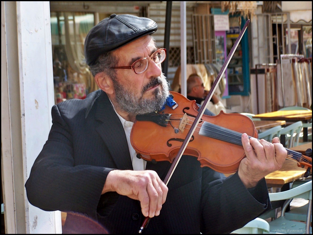 "El Violinista" de Alberto Pasternak