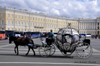 carruajes antiguos, en Sanpetersburgo, Russia