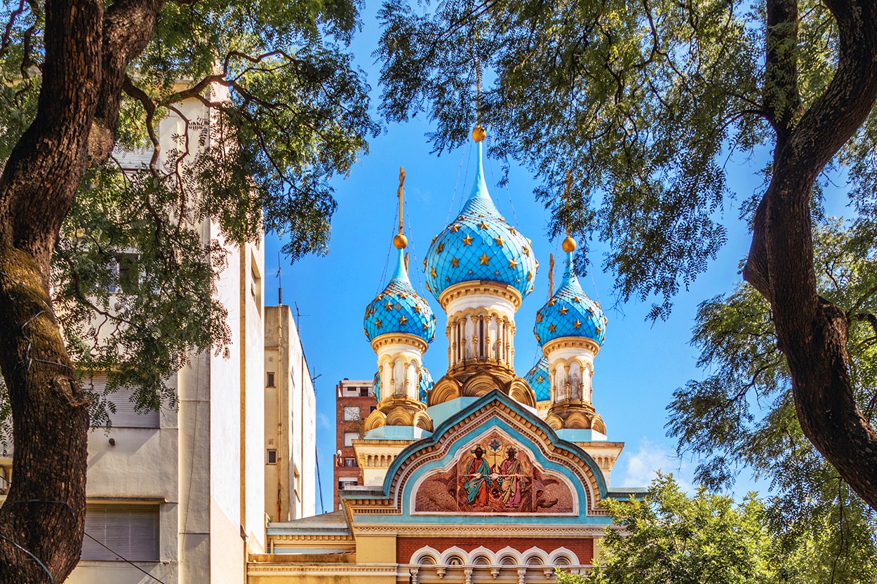 "Iglesia Ortodoxa Rusa de la Santísima Trinidad" de Alfredo Fushimi