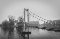 El puente del Parque (versiones en byn)