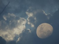 Quien es el dueo de la luna?