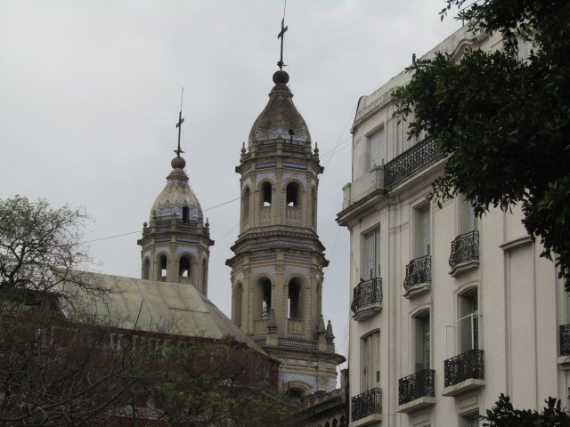 "Las torres de la Iglesia" de Miguel Angel Palermo