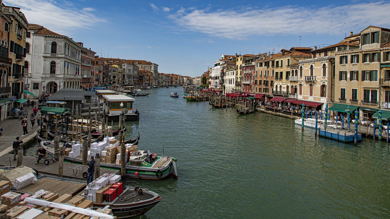 "El Gran Canal!!" de Eduardo Alfredo Balducci