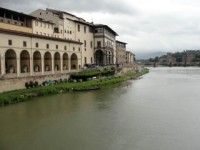 Ro Arno. Florencia Italia