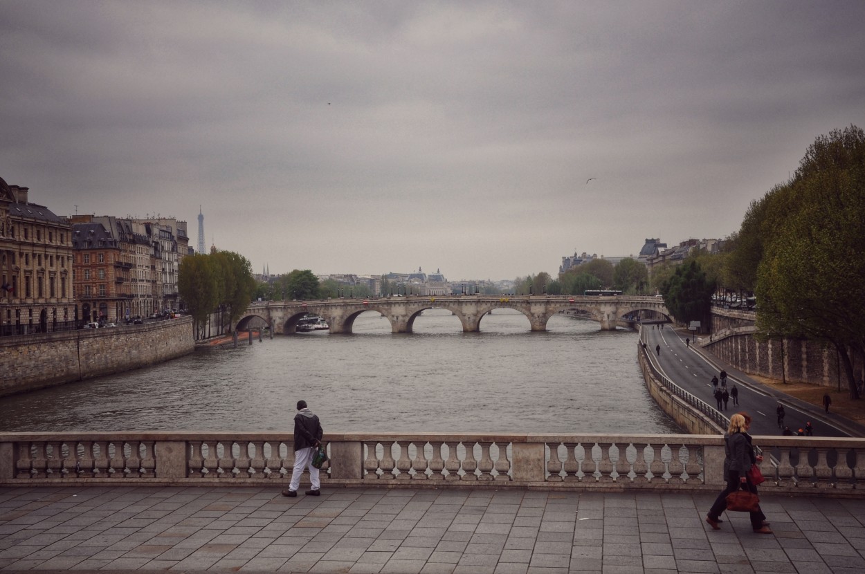 "Nostalgia parisina..." de Maria Isabel Hempe