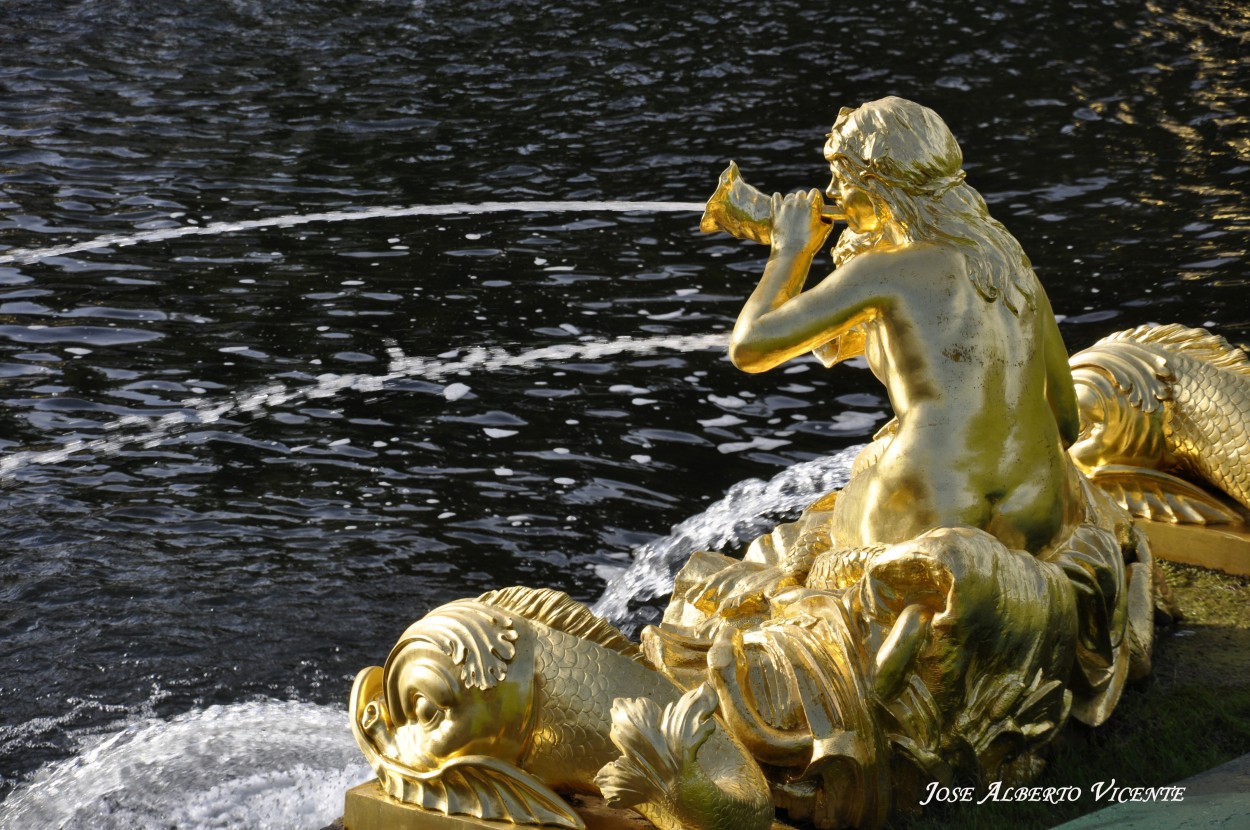 "la fuente de oro, San Petersburgo" de Jose Alberto Vicente