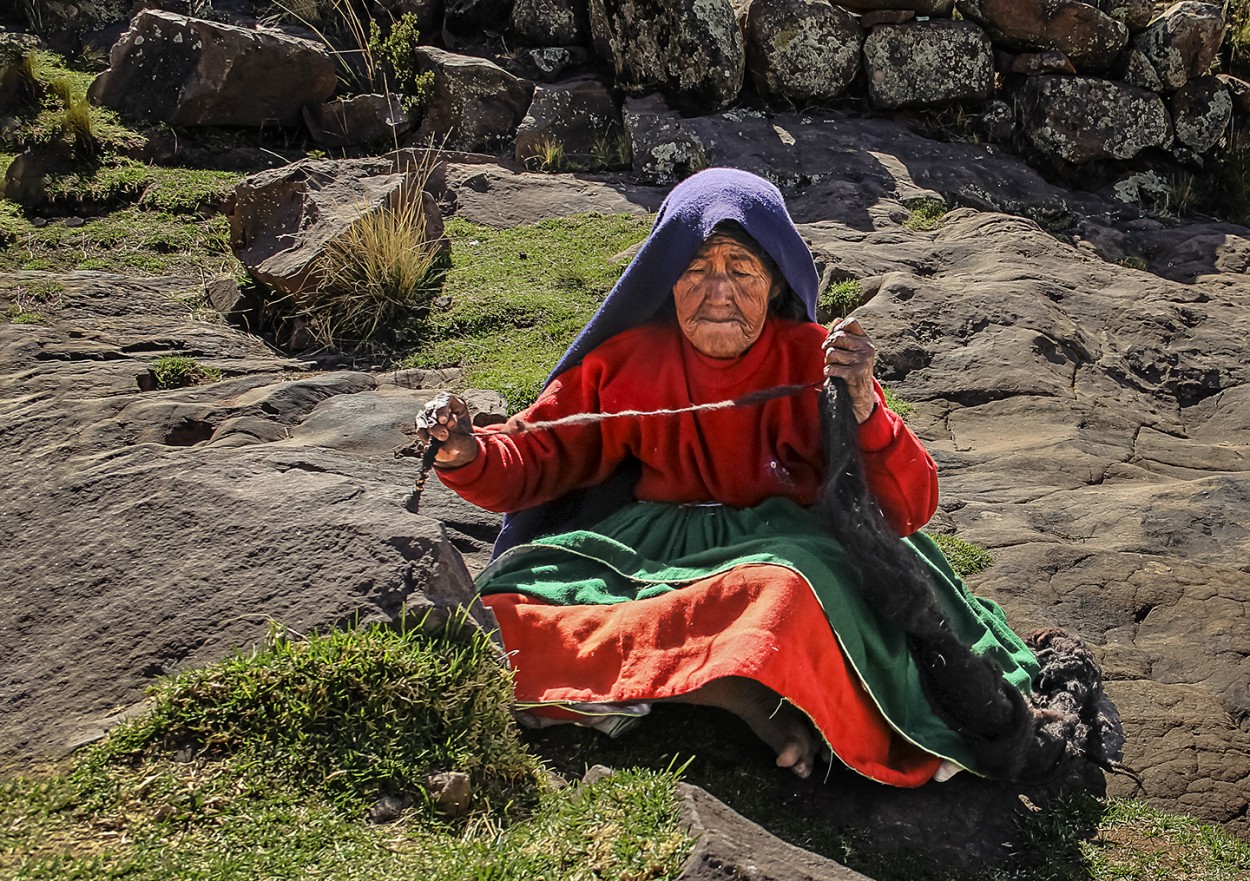 "Anciana Taquilea" de Oscar Daro Berstein Podroznik