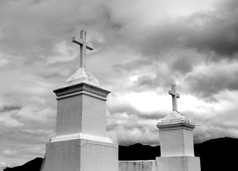 "`Dia de finados`, duas cruzes, duas vidas e s...." de Decio Badari