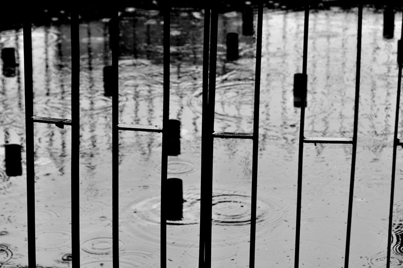 "` A rainy day in Joanpolis # 3 fv. ler....." de Decio Badari