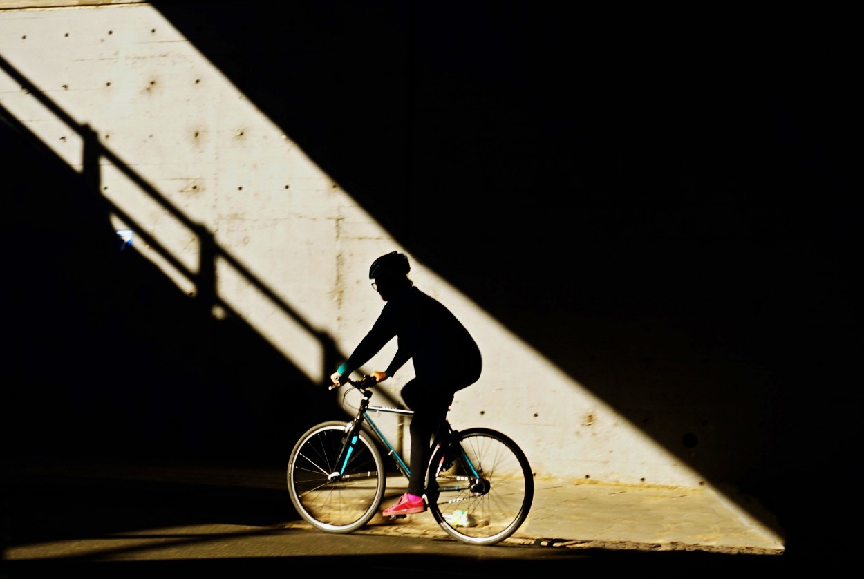 "Bicicleteando" de Americo Rosa Pombinho