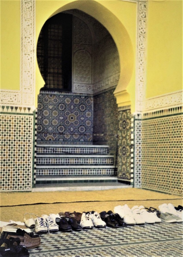 "En la mezquita" de Dina Maria Lezama