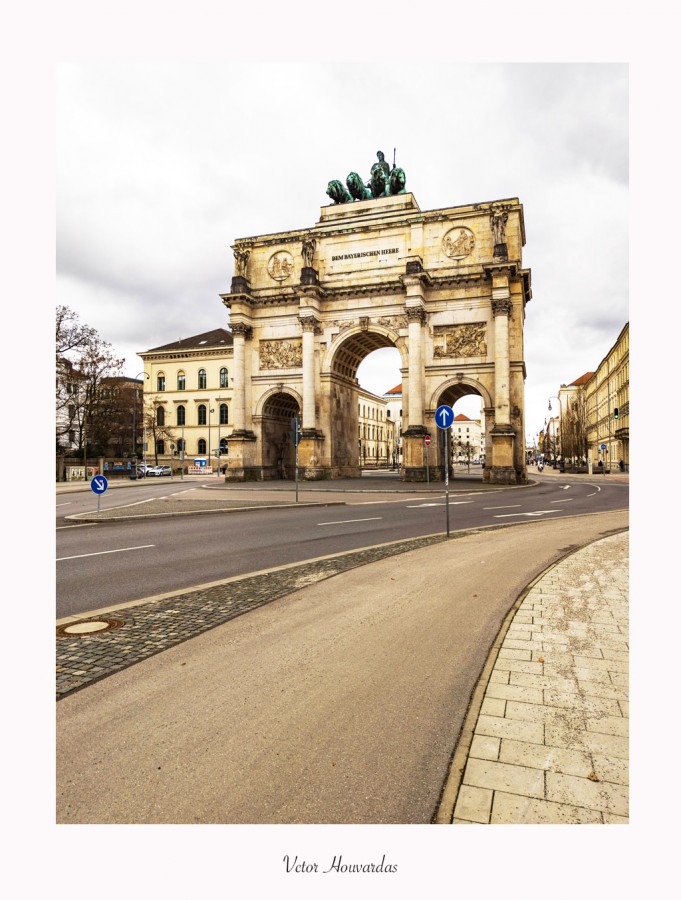 "Arco del triunfo-Munich" de Victor Houvardas
