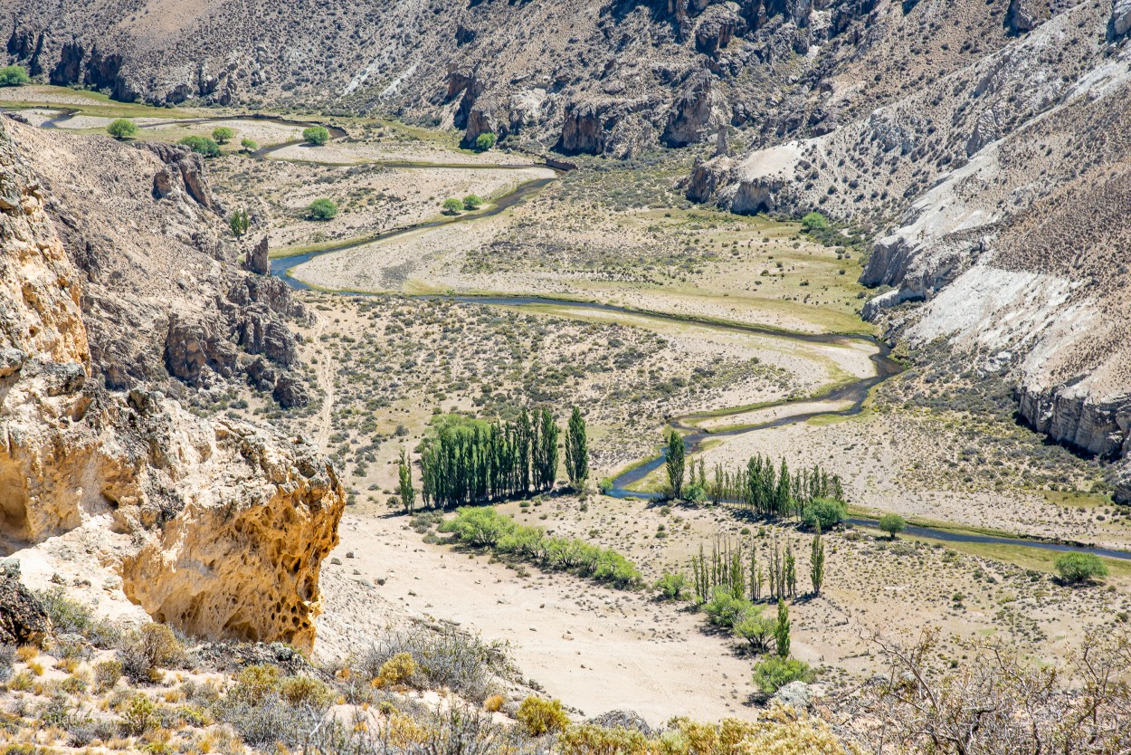 "Valle del ro Pinturas, Santa Cruz" de Juan Esteban Pieralisi