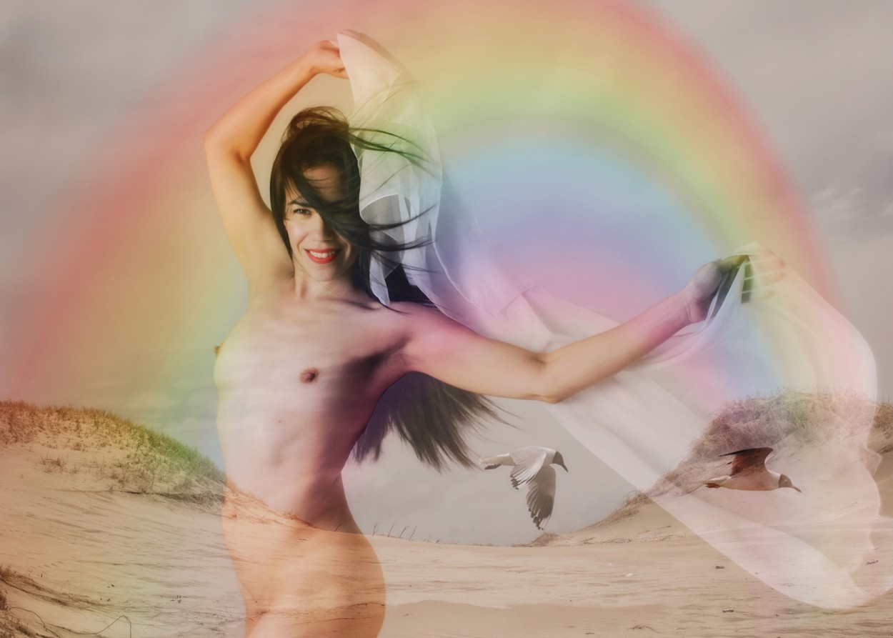 "La mujer que bailaba en el arco iris" de Nstor Carreres Castro