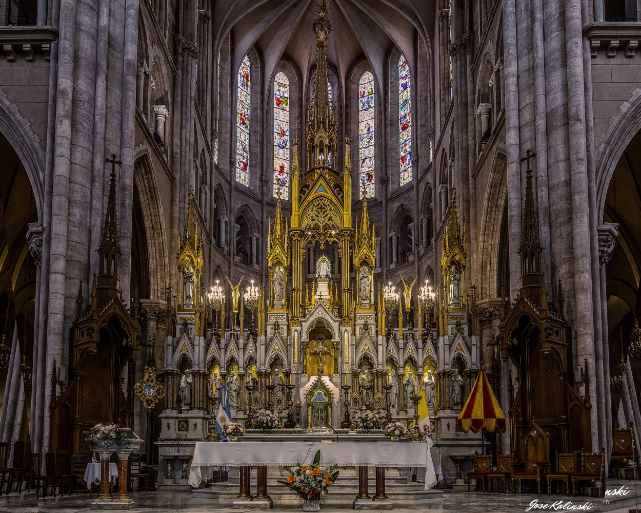 "Altar de la Basilica de Lujan" de Jose Carlos Kalinski