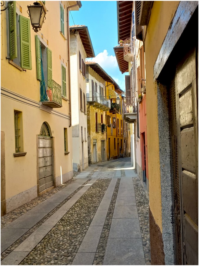 "Calle de meina Italia..." de Alfredo Mendez