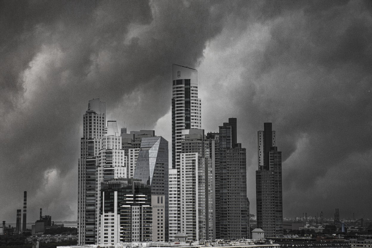 "Buenos Aires tormentosa" de Daniel Oliveros