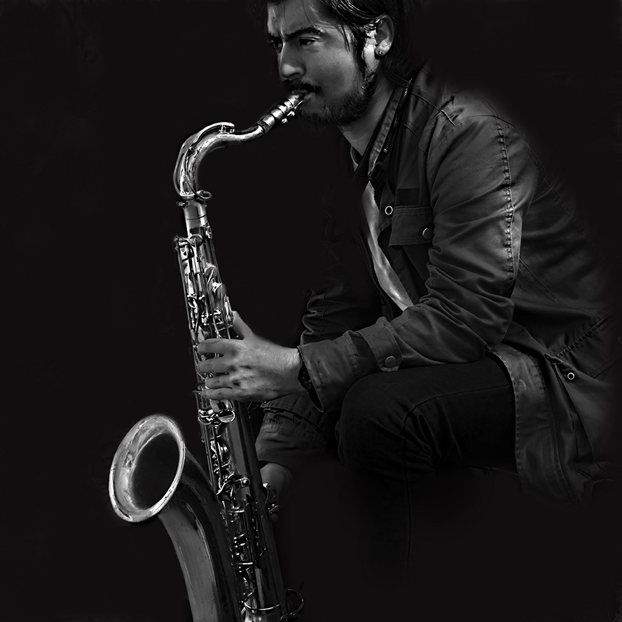 "El saxofonista" de Nora Mara Cacciola