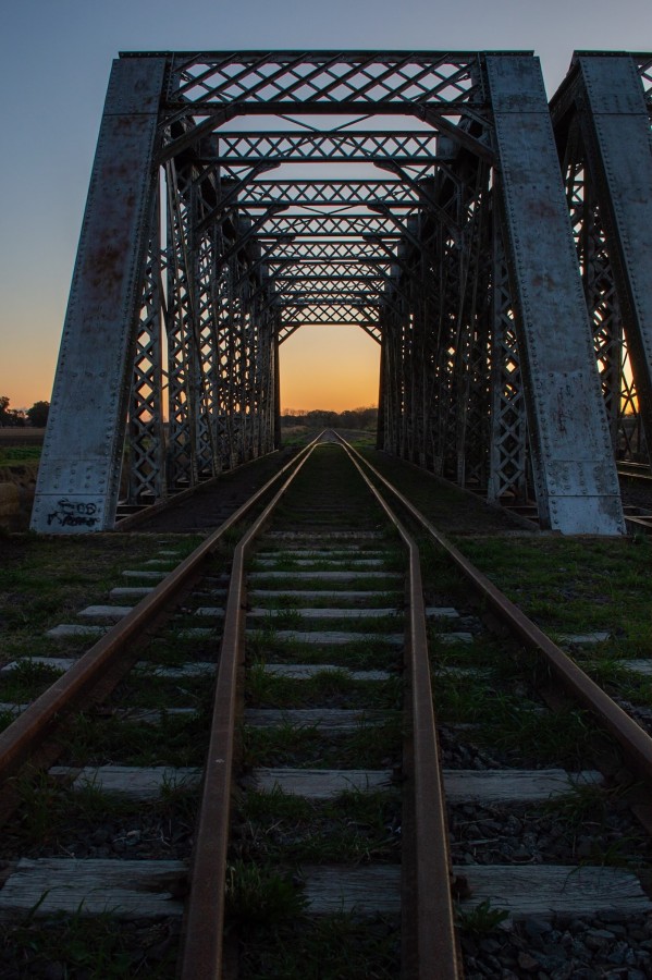 "Puente de hierro" de Ruben Contardi