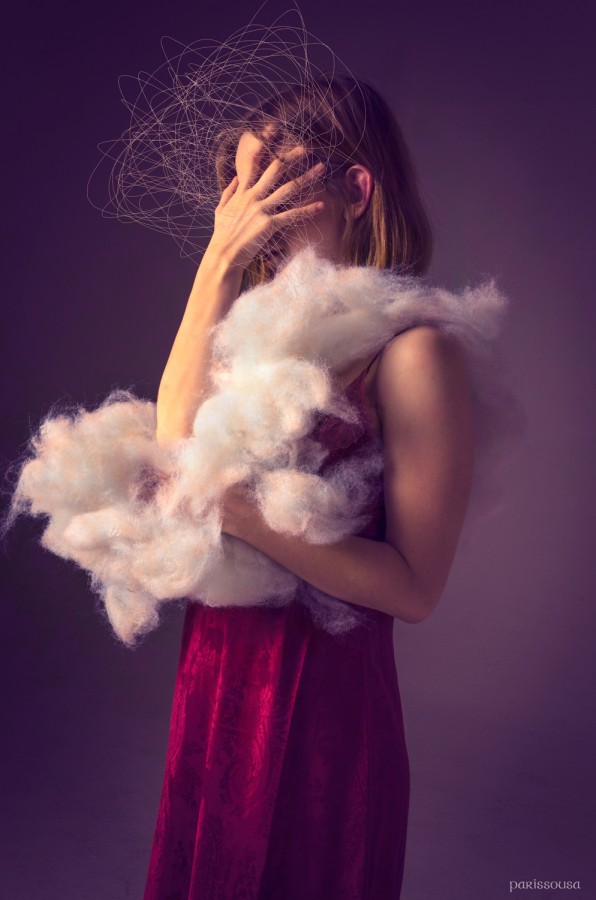 "Con la cabeza en las nubes" de Nlida Paris Sousa
