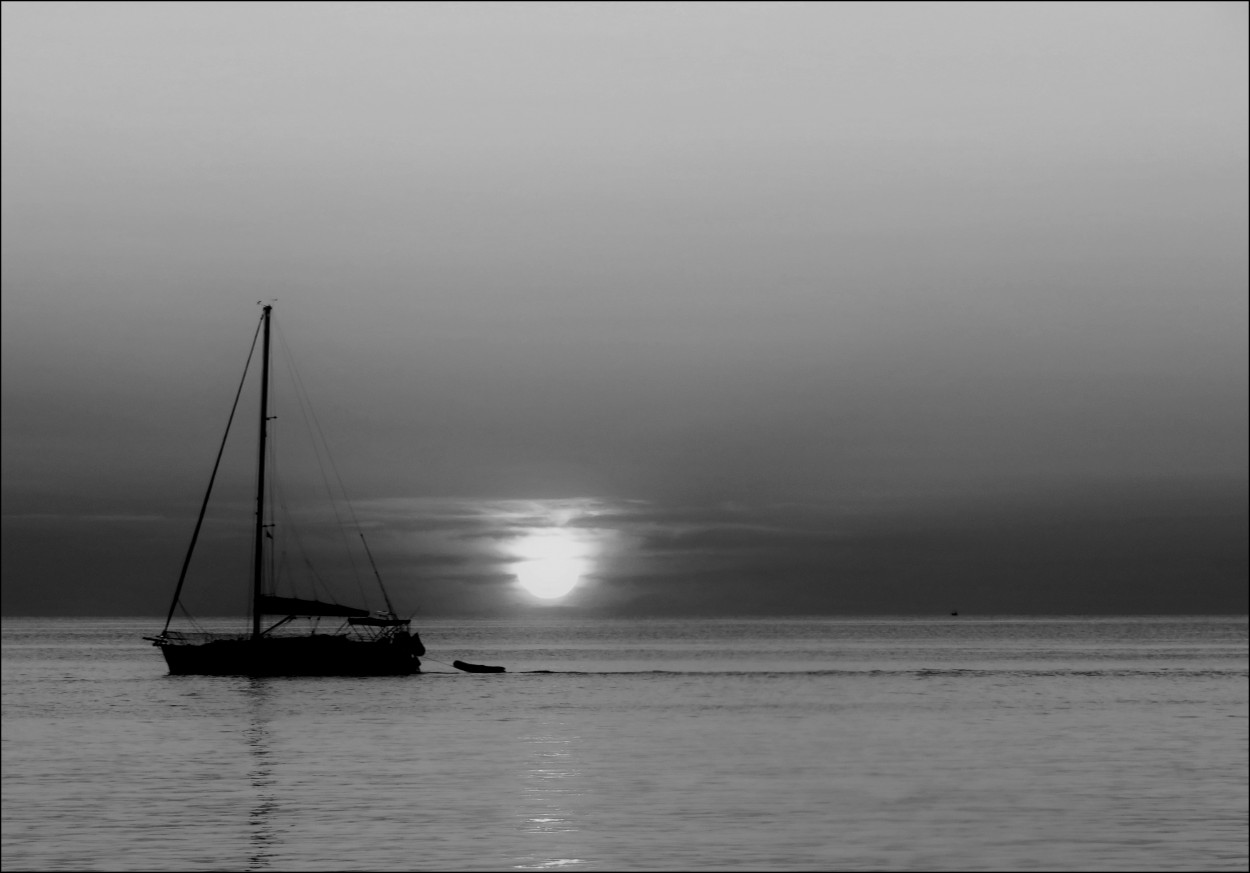 FotoRevista / Mara Ins Hempe / Anochece en el Mar...