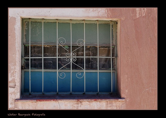 Foto 3/Puertas y ventanas...