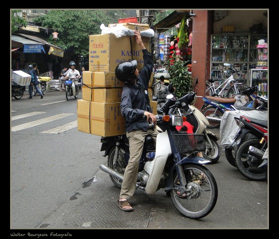 Foto 2/Por las calles de Vietnam...