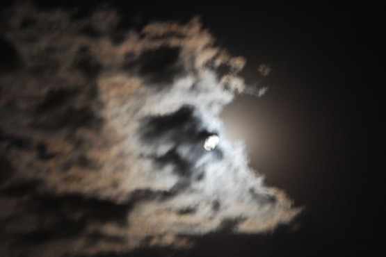 Foto 4/Cuando NUBE se comi la luna...