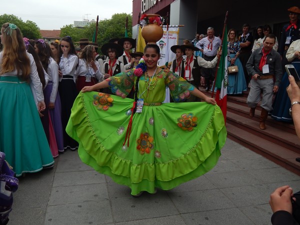 Foto 1/Fiesta del Folklore!