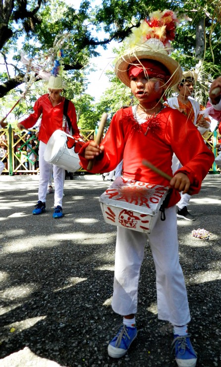 Foto 2/Los niños preservan cultura popular tradicional