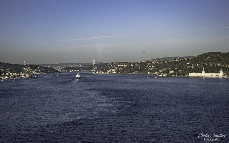 Foto 5/Transitando el Bosforo Istambul...