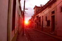 Camagüey, ciudad cubana de colores rojizos