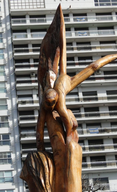Foto 5/Escultura en madera.