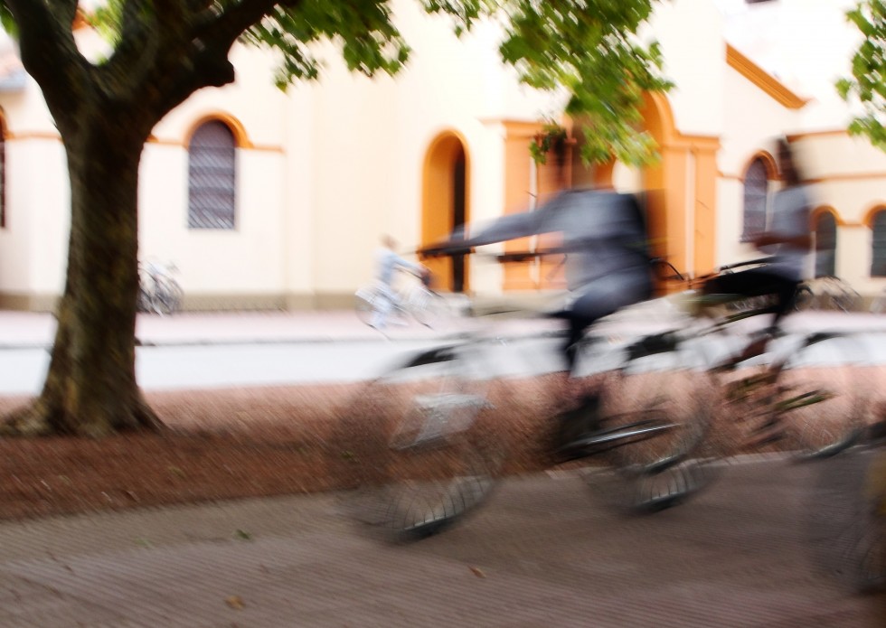 FotoRevista / Convocatoria / En bici por la plaza de Ricardo Lagrange