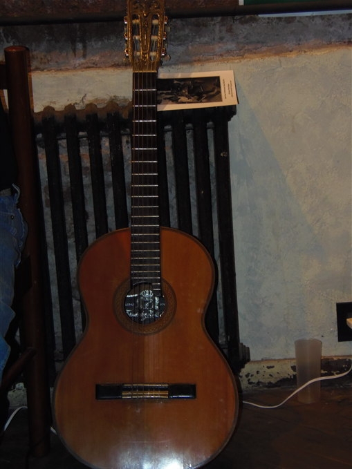 "La Guitarra" de Oscar Robatto Rodriguez