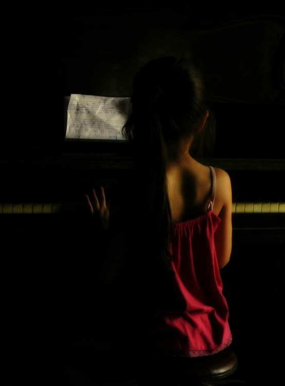 "Pequea pianista" de Lorna Aguirre