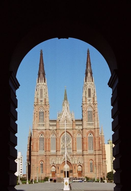 "Catedral Platense" de Carlos D. Cristina Miguel