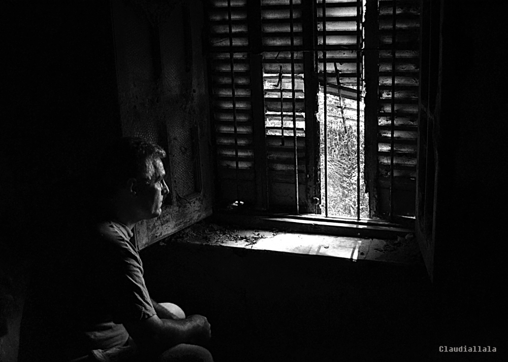 FotoRevista / Convocatoria / Dura soledad... de Claudia Alejandra Allala