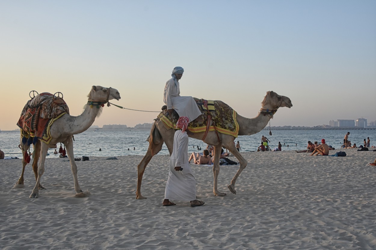 "Tiempo de playa en Dubai..." de Maria Isabel Hempe