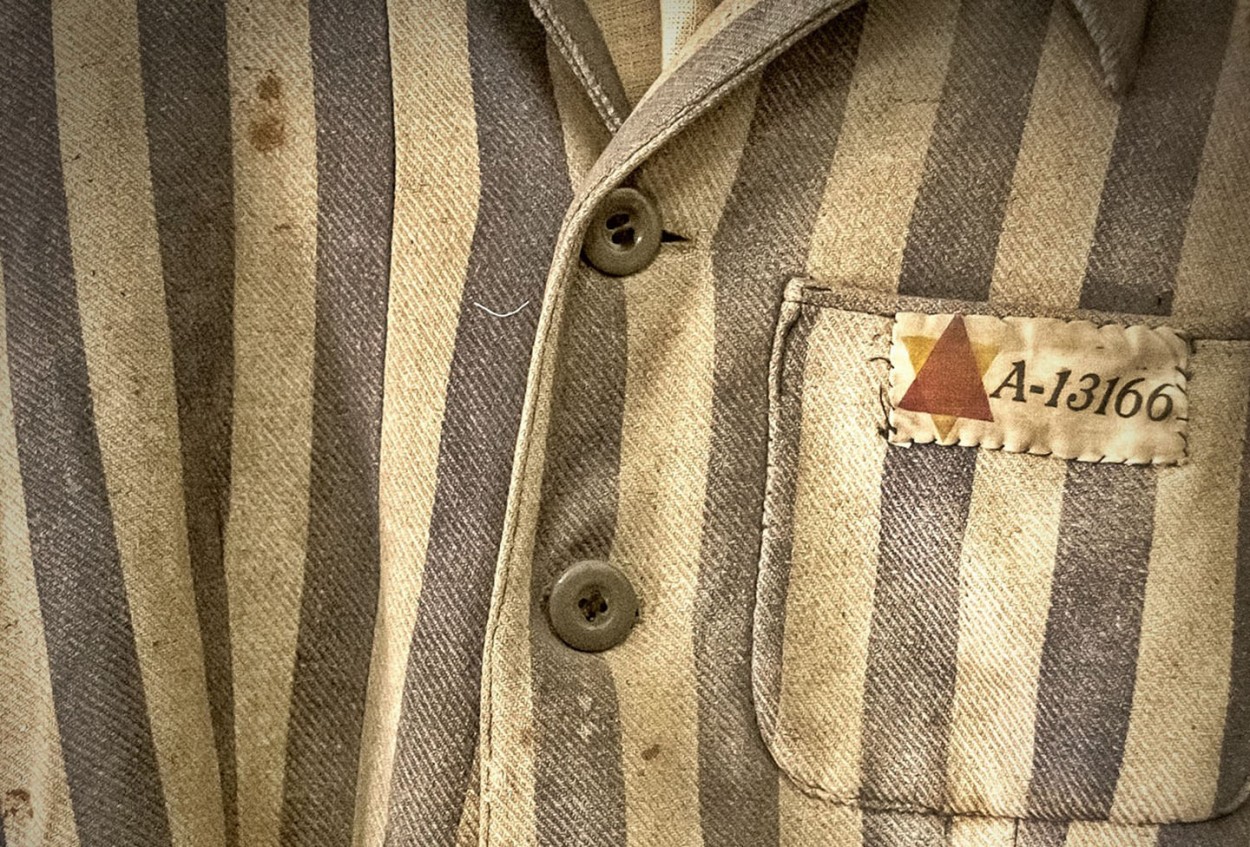 FotoRevista / Convocatoria / Auschwitz de Luis Fernando Somma (fernando)