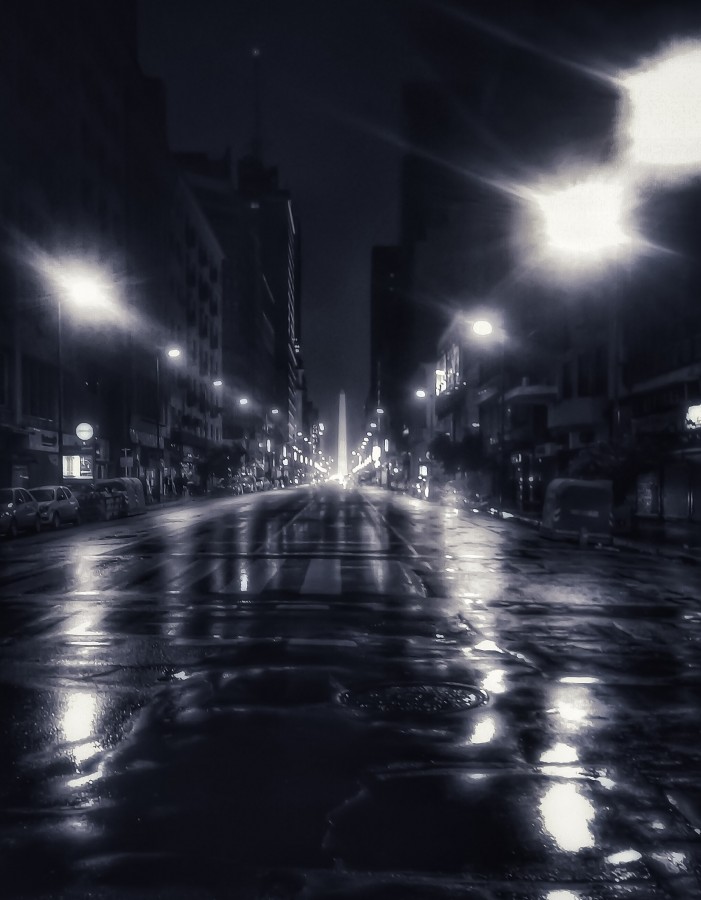 FotoRevista / Convocatoria / La avenida que nunca dorma de Roberto Guillermo Hagemann
