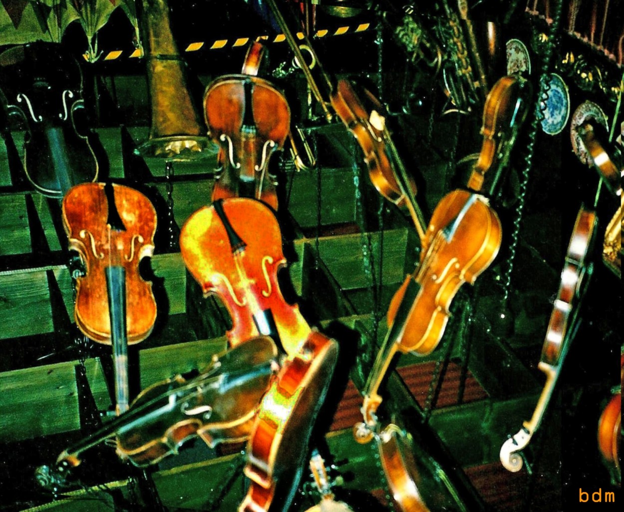 "violinistas" de Beatriz Di Marzio