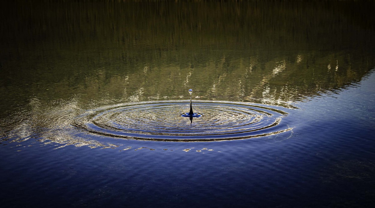FotoRevista / Convocatoria / `El centro del agua...` de Carlos Cavalieri